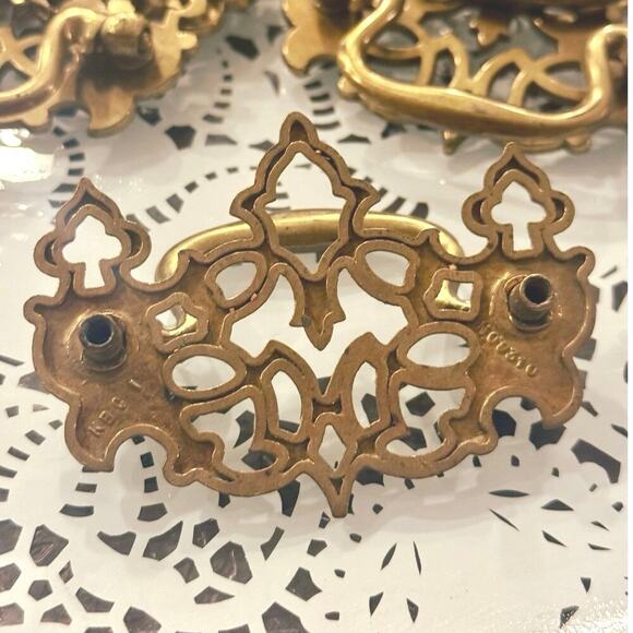Set of 4 Vintage KBC Brass Drawer Pulls NO.8310 Chippendale Batwing Style - Picture 3 of 6